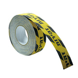 סרט נגד החלקה אנטי סליפ אפור צהוב עם כיתוב "זהירות" 18 מטר